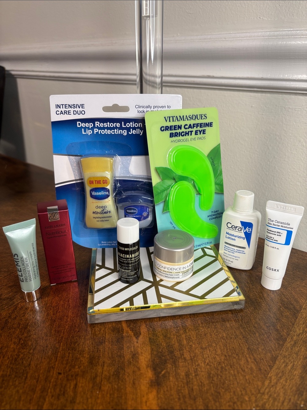 🔥Hello Hydration- 8pc Skin Care Bundle - Picture 7 of 9